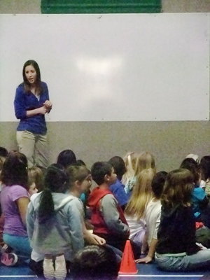 Image: Amy McCleskey — Amy McCleskey (teacher) is teaching the students how to answer TAKS test questions.