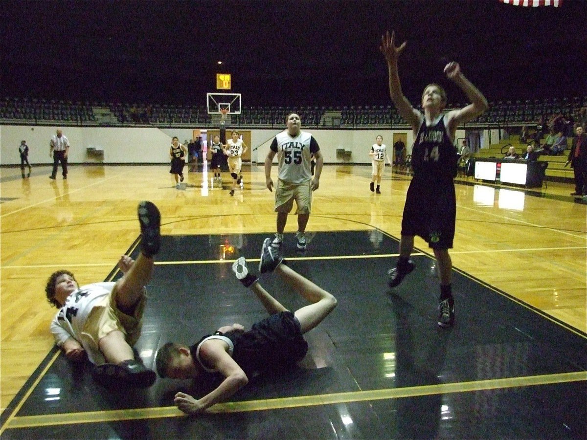 Image: Down goes Byers — John Byers(44) didn’t get the layup and didn’t get the foul called either; however, the fallen Bulldog did have to go to the vet.