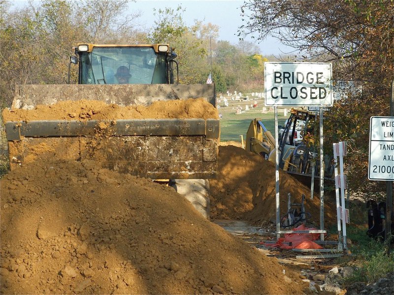 Image: Bridge Closed — The Couch Street Bridge will be closed 3 to 6 months. Rainy weather and hard rock have slowed the demolition stage.