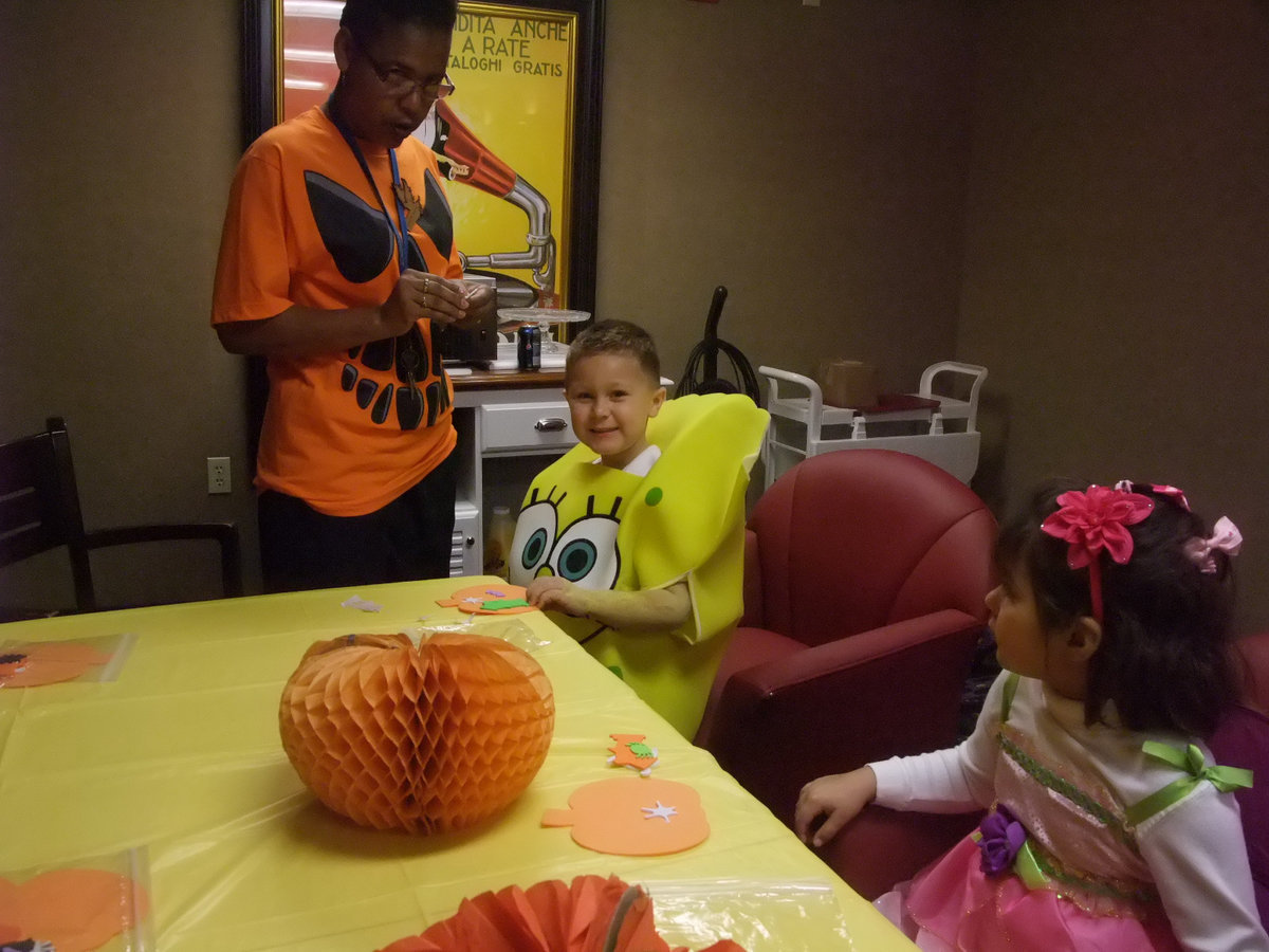 Image: Decorating Pumpkins