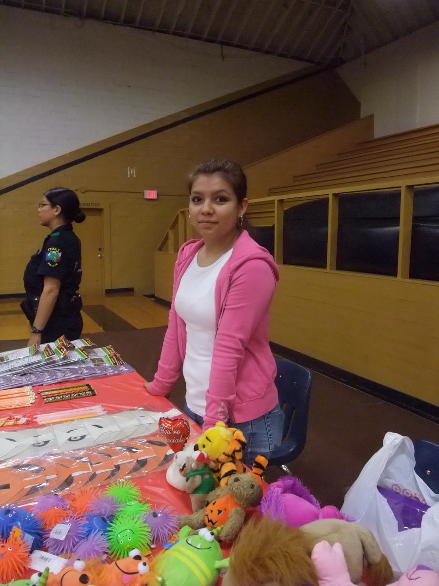 Image: Tabitha Bocamegra — Tabitha helped with the game.