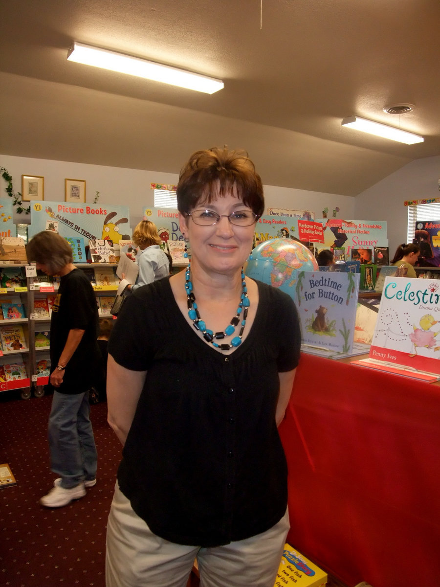 Image: Sharan Farmer — Sharan Farmer along with Felicia Burkhalter organized this whole book fair and did a tremendous job.