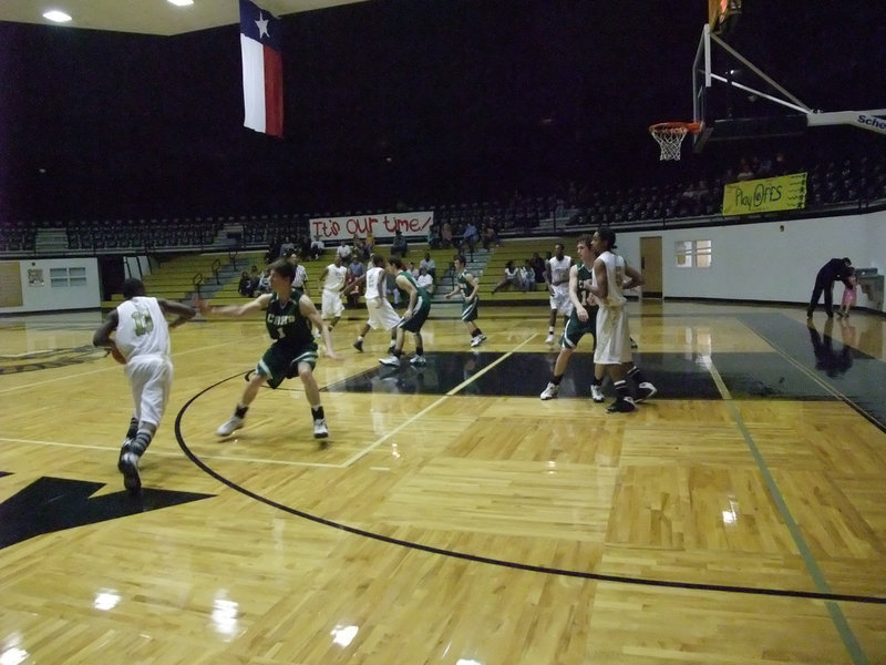 Image: Jasenio Driving — Everbody better pull over to the side of the lane because Jasenio is about to merge into the paint.