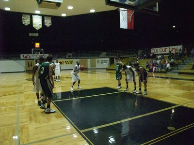 Image: Isaac from the line — Italy’s John Isaac shows his free throw shooting skills against Crossroads.