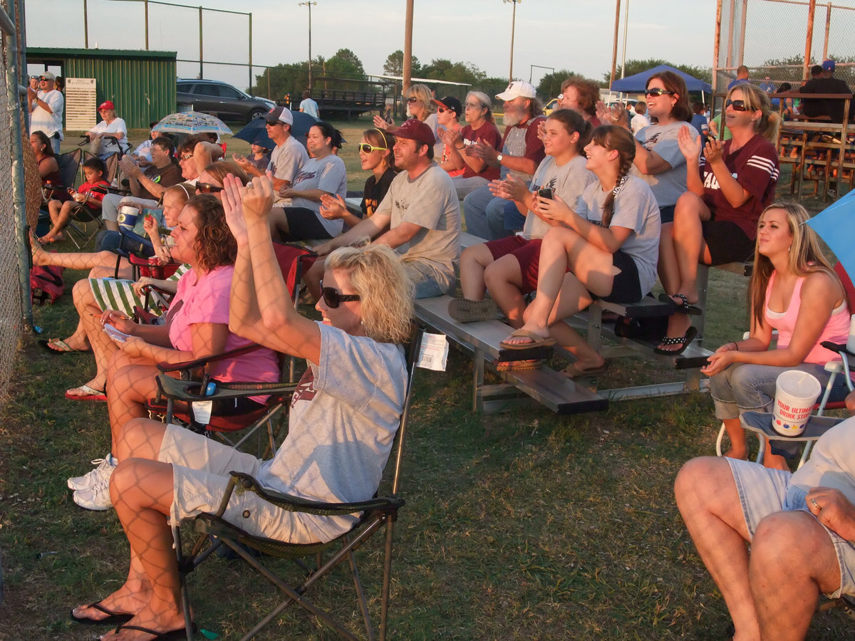 Image: Mildred’s fans cheer