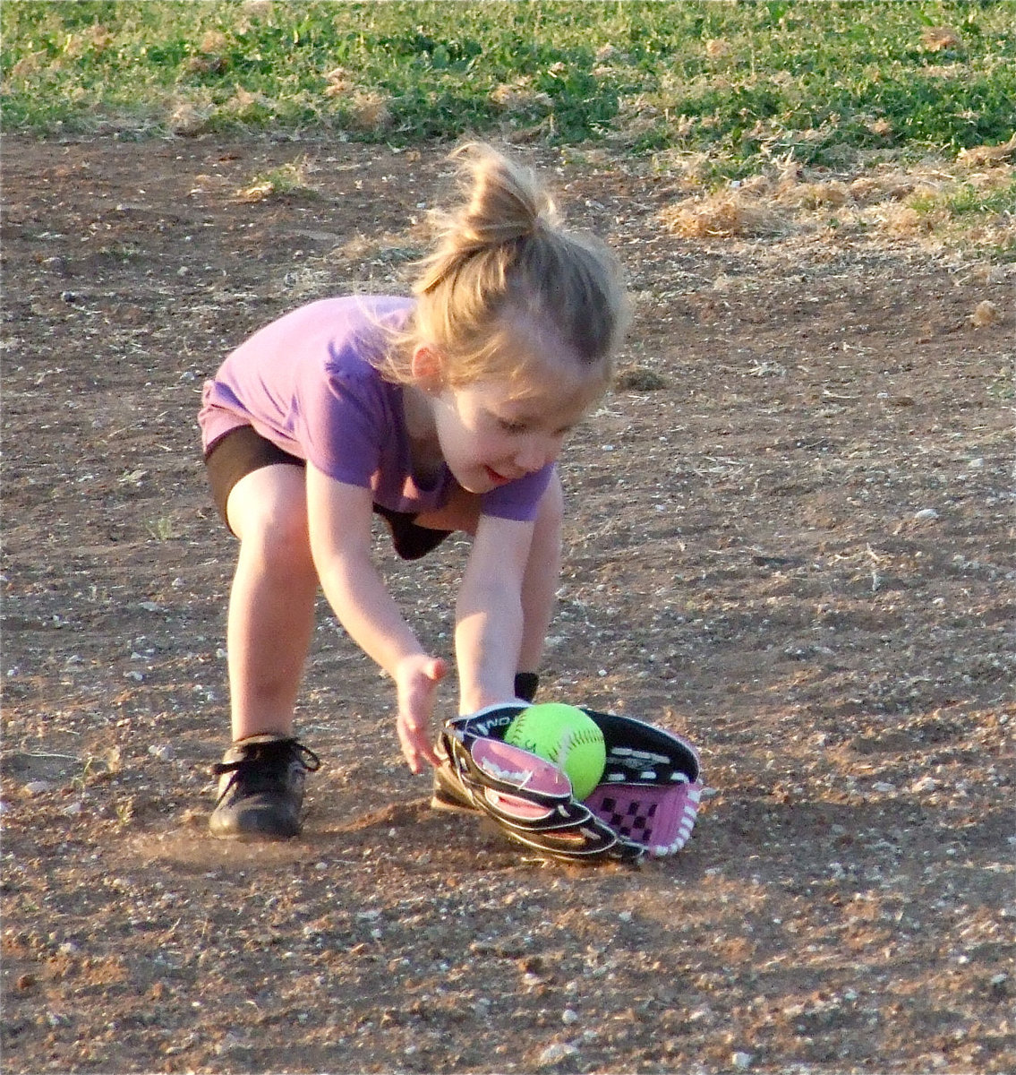 Image: I caught the ball!