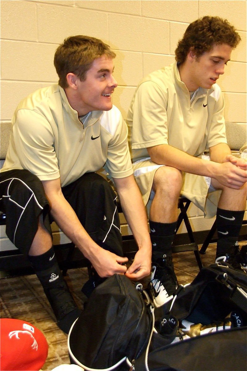 Image: This is a trip! — Gladiators Ryan Ashcraft and Brandon Souder get dressed in the locker room before warming up on the Dallas Mavericks’ home court.