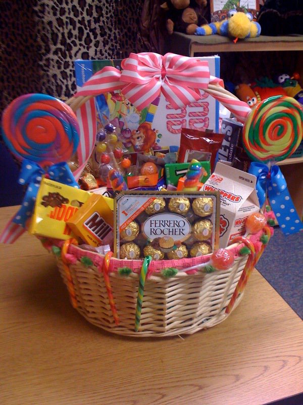Image: Silent Auction item — This beautiful candy basket, donated by the first grade parents, will be available for bidding during the silent auction.