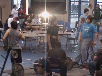 Image: Omar Estrada — Omar gets set to compete in the dead lift.