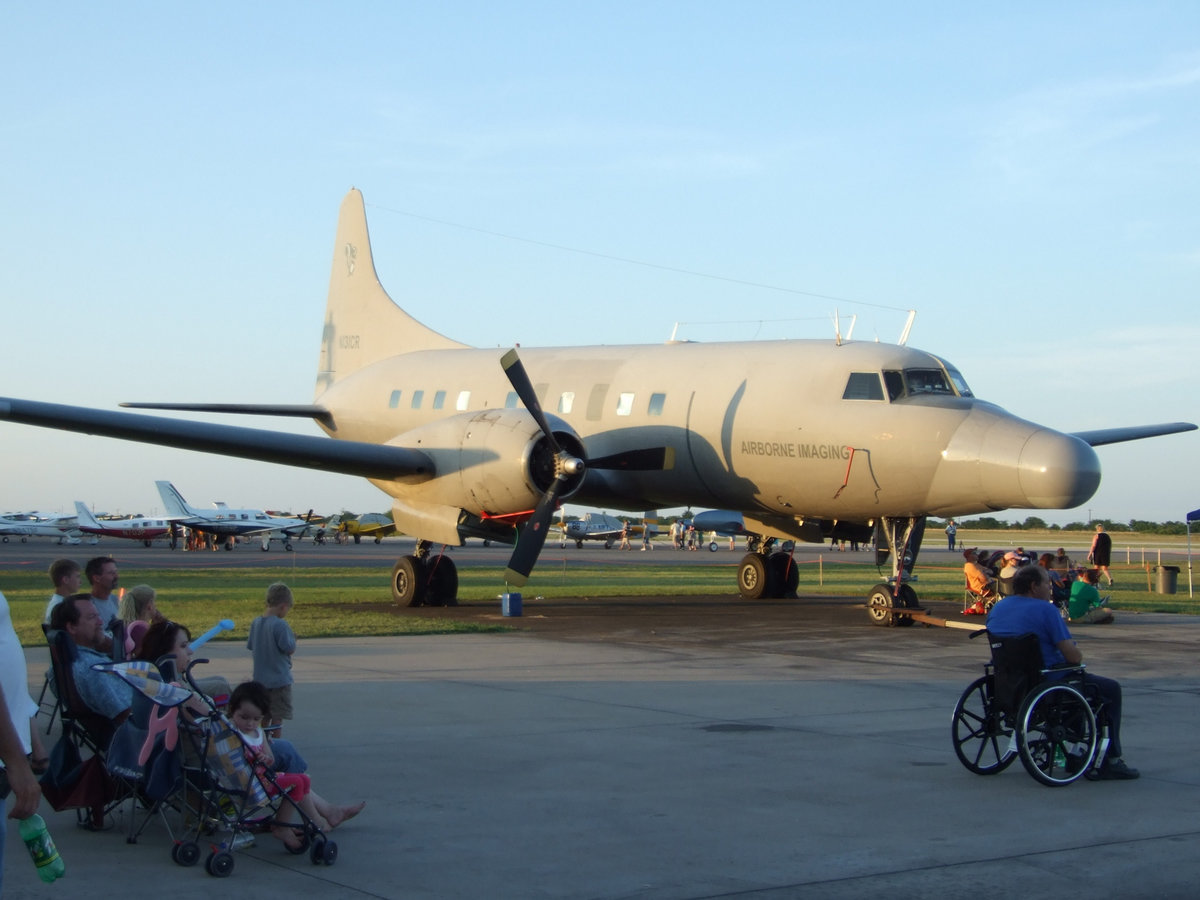 Image: Airborne imaging plane