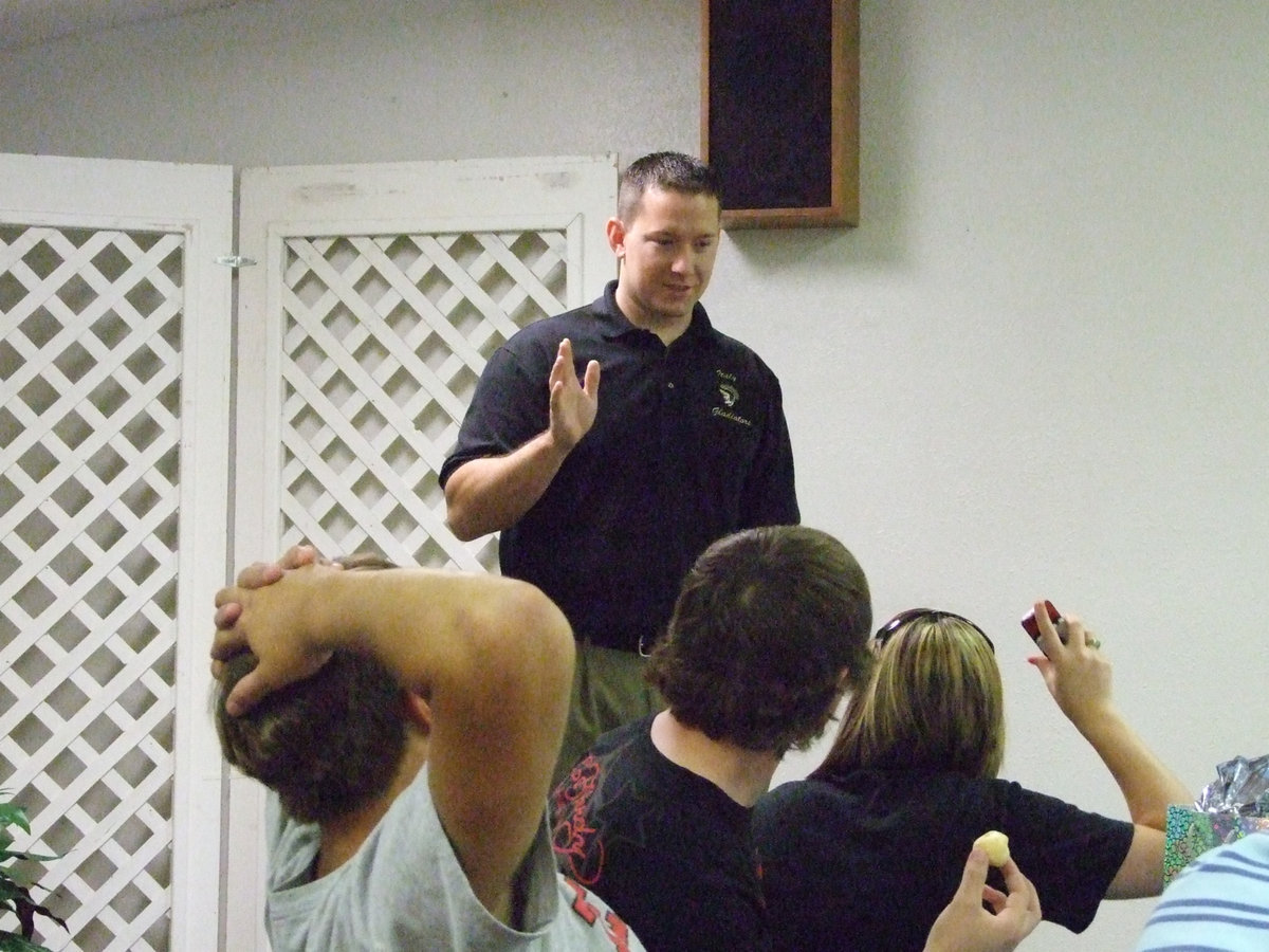 Image: Rev. Todd Gray — Rev. Gray of Central Baptist of Italy had a brief message for the graduating Class of 2009 on Thursday.