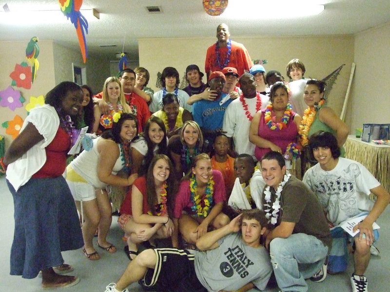 Image: Senior ’09 — First Baptist hosted the seniors for the Luau on Tuesday night.