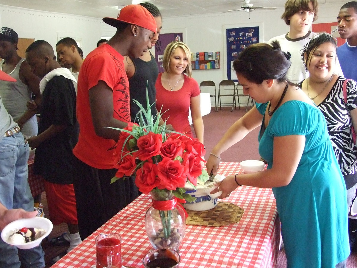 Image: Line up for ice cream — IHS seniors are invited every year the Methodist Ice Cream Social.