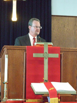 Image: Dr. Eric Smith — Dr. Smith, pastor of the First United Methodist Church, welcomes guests.