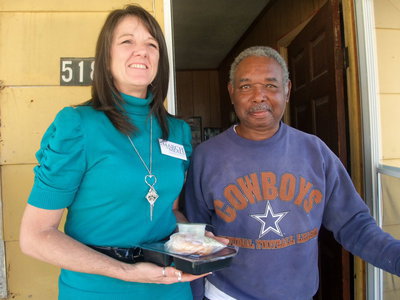 Image: Terri and Jimmy Cockran — Jimmy said, “I don’t drive any more so I appreciate Meals on Wheels delivering my meals and I like the food too.”