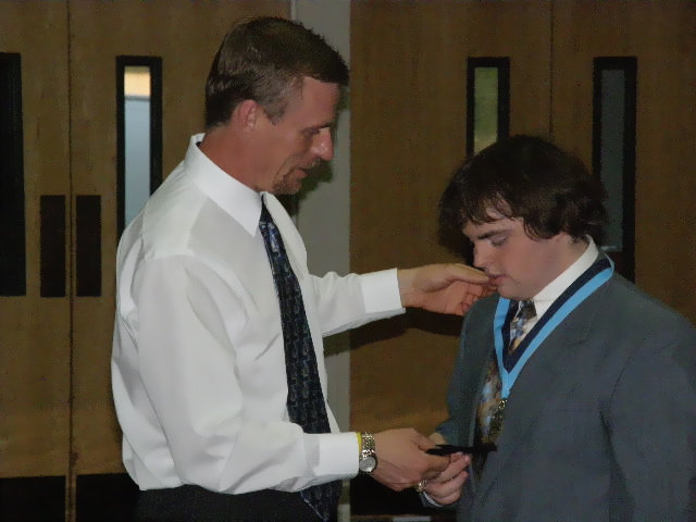 Image: Jonathan Levy — Levy receives his second year award.