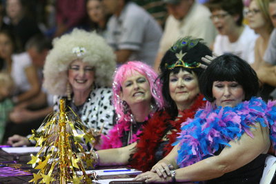 Image: Glamorous Judges — The four “guest” judges…don’t they look fabulous?! Yowza!