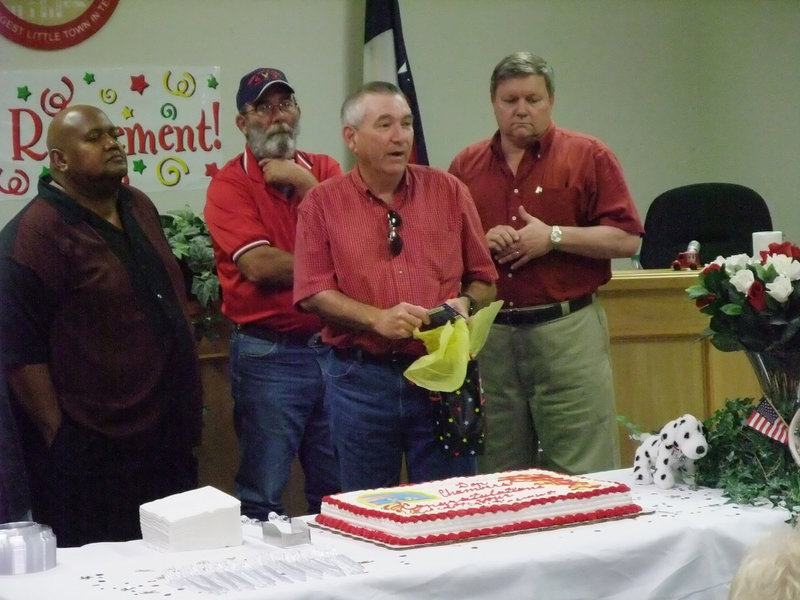 Image: The farewell speech — Don gave his farewell speech and thanked everyone for their support through the years…and then he ate cake like it was nobody’s business.