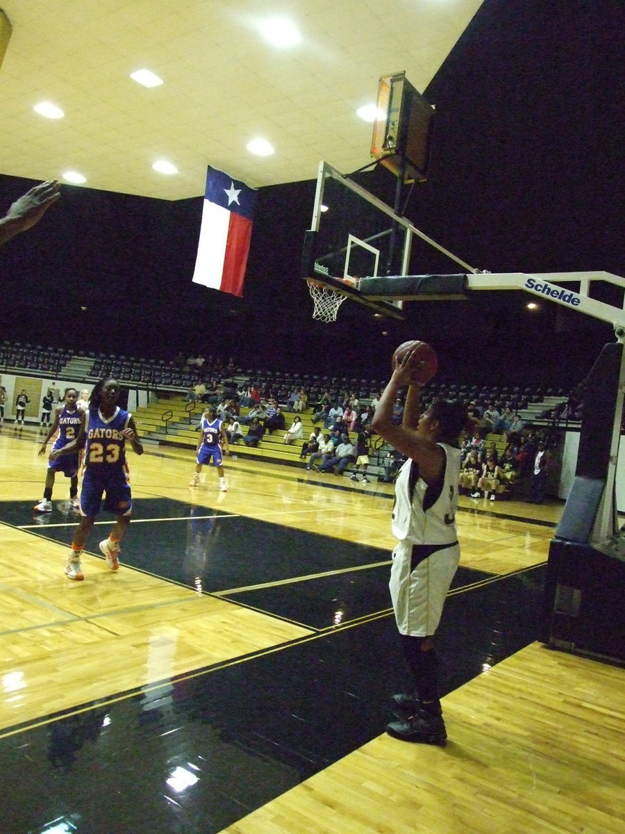 Image: Shay inbounds — Shay tries to make a play against the Gators.