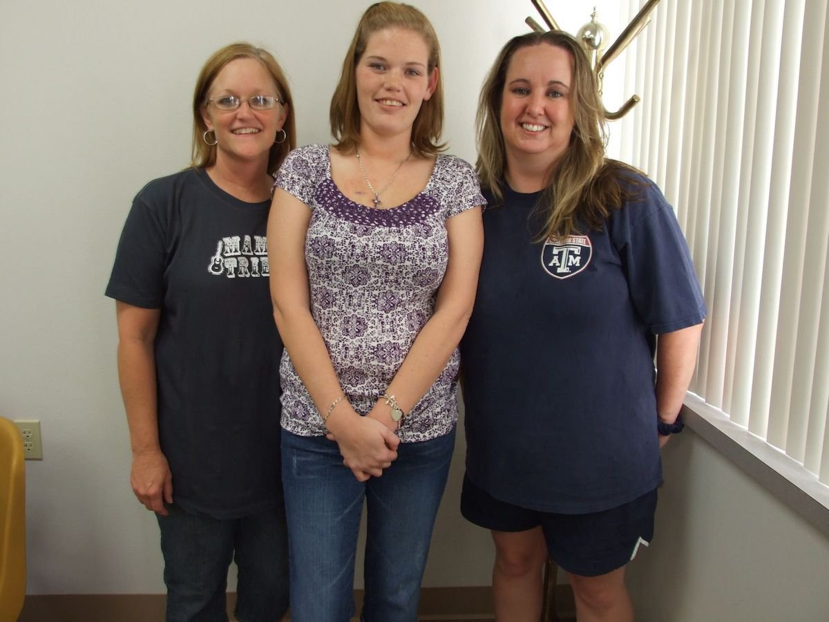 Image: Lisa, Casey, and Wendy — Lisa Phoenix, Casey Valdez and Wendy Frank. Lisa and Wendy did a terrific job in putting this benefit together.