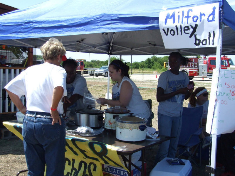 Image: Milford Volleyball — They were selling lots of nachos.