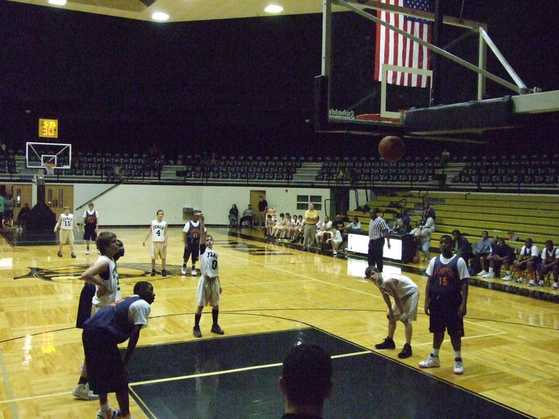 Image: Kayden Pops — Italy’s #0 Kayden Jacinto pops a free throw.