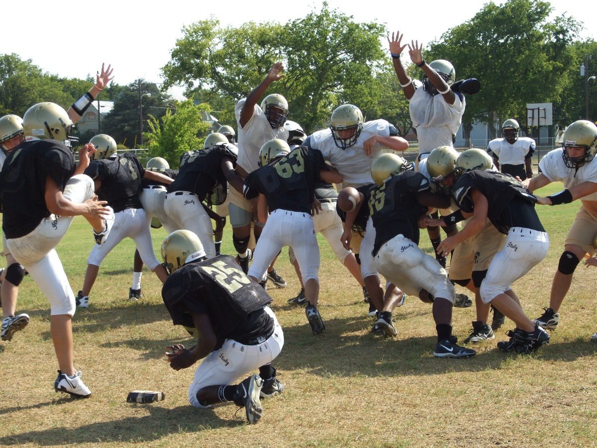 Image: P.A.T. Block drill — The Gladiators have covered all the basics in preparation for the Panthers.