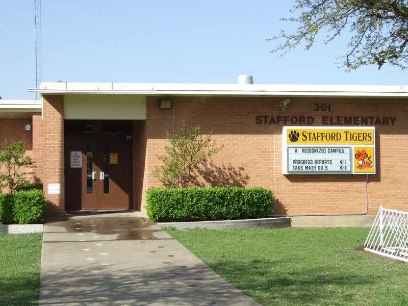 Image: Stafford Elementary — This is the place to get your children registered for school for the next year.