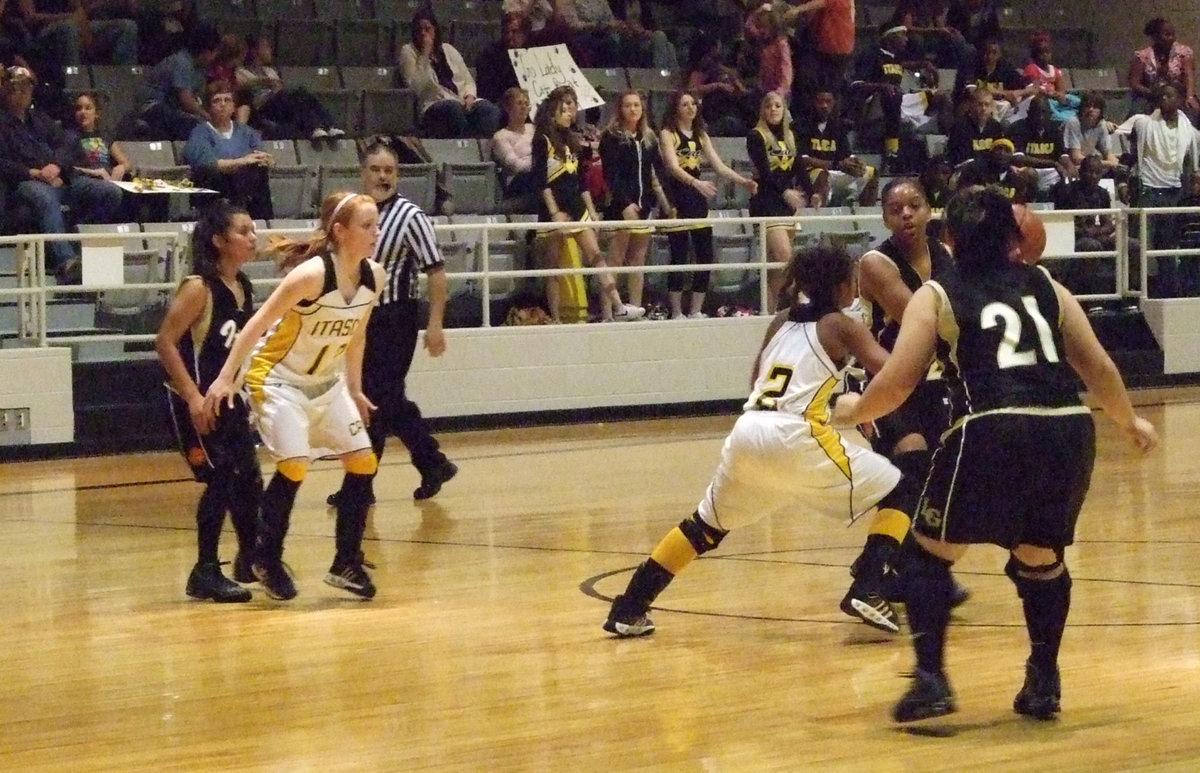 Image: The Lady Gladiators rematch Itasca — The Lady Gladiators worked very hard to survive against the Lady Cats.  However, in the end Italy went home without a win 45-35.