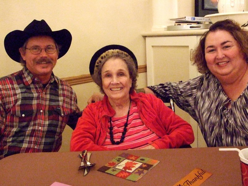 Image: Where is your hat? — Jerry and Jancie Bradshaw came to have dinner with Opel Lamb.