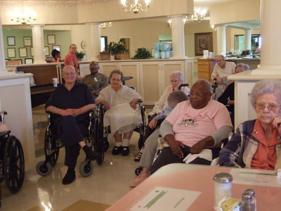 Image: More Residents — Everyone came to see Clyde sing.