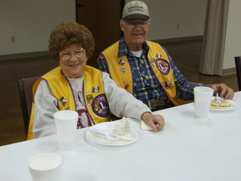 Image: Italy Lion’s Club Members — Italy Lion’s Club members Mr. and Mrs. Onstad enjoying breakfast.