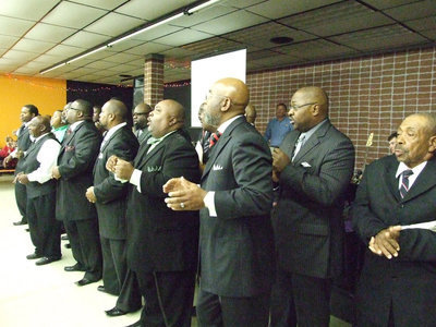 Image: Gratefully we sing — The men’s chorus sang blessed songs.