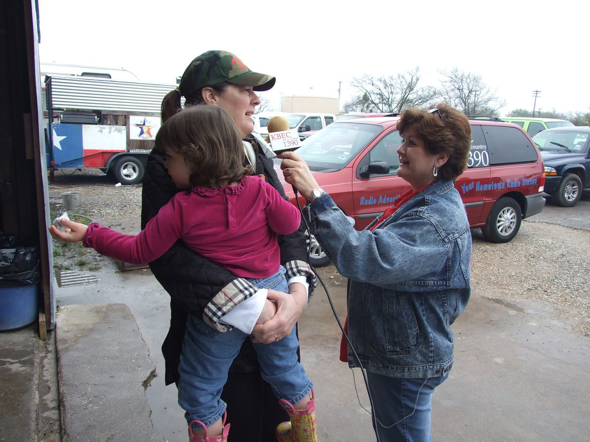 Image: Veterans Honored — Veterans and their families were interviewed by KBEC.