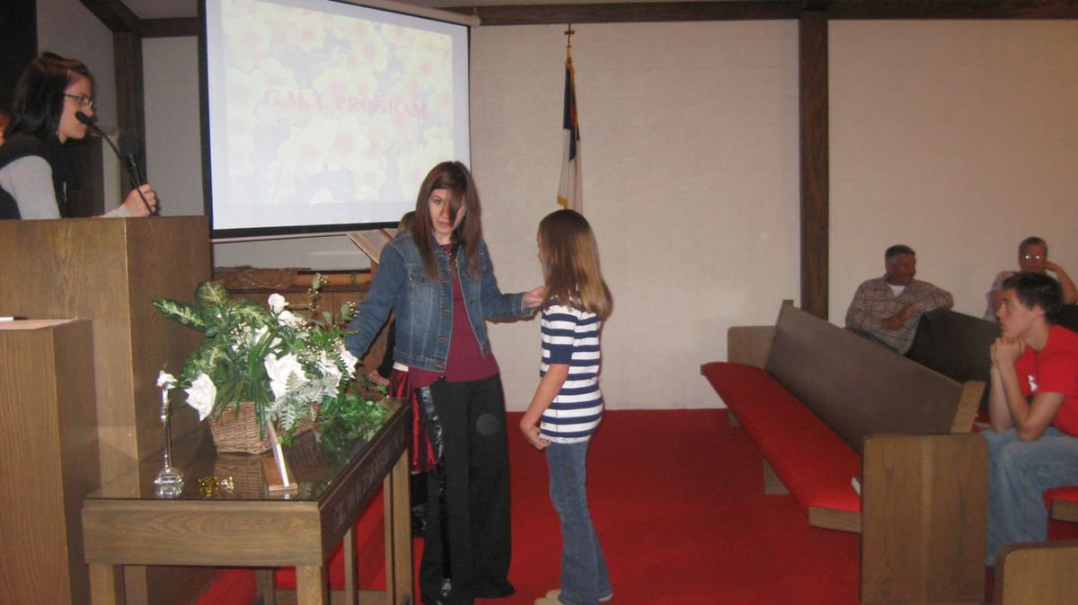 Image: Jozie Perkins — Jozie Perkins receiving her GMA pin.