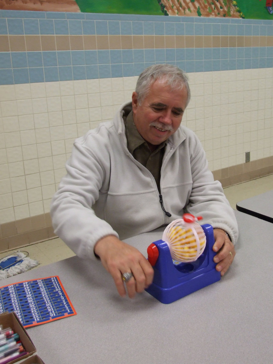 Image: Bingo Caller Bill Sutherland — Looks like Bill is having a good time!