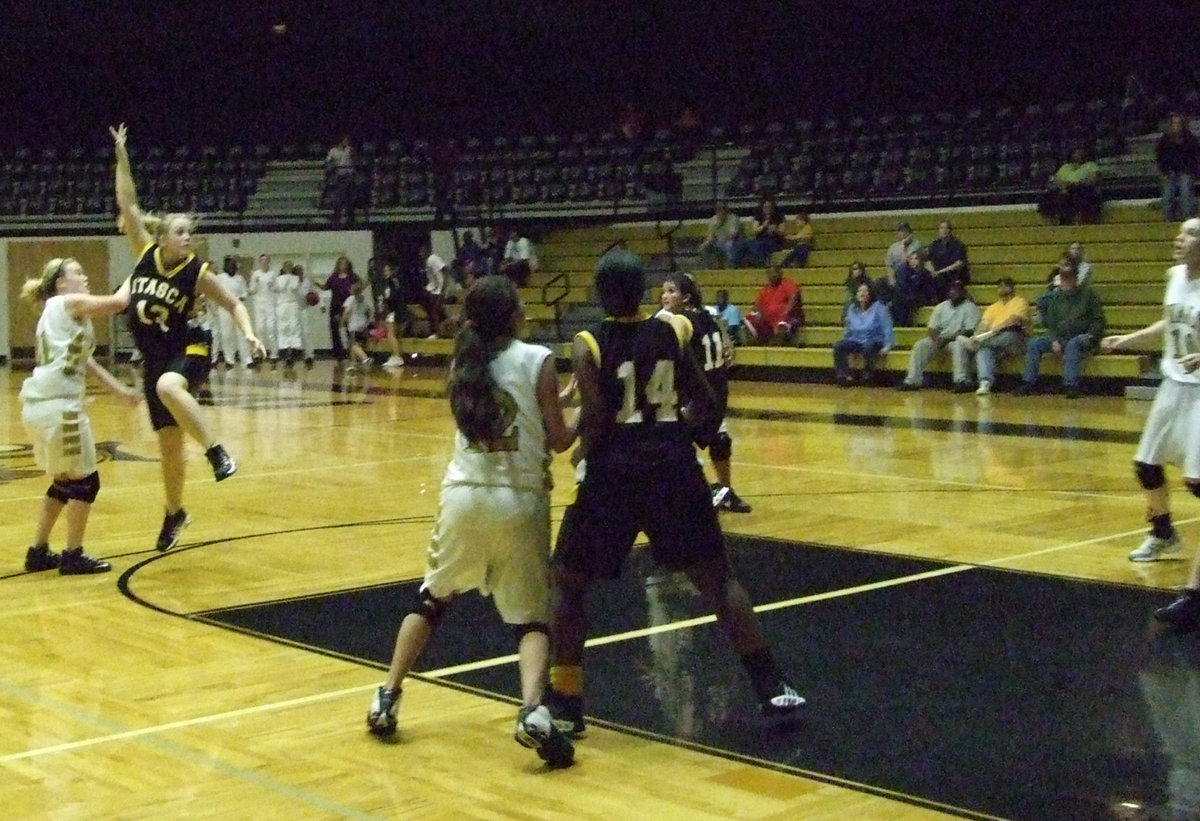 Image: Itasca blocks — Itasca’s Ramirez #12 blocks a pass by Gilley.