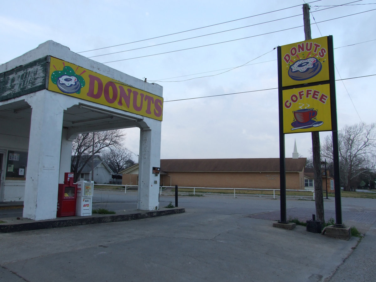 Image: Italy Donuts — Italy Donuts have closed their doors.