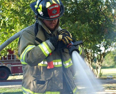 Image: Spraying out the fire