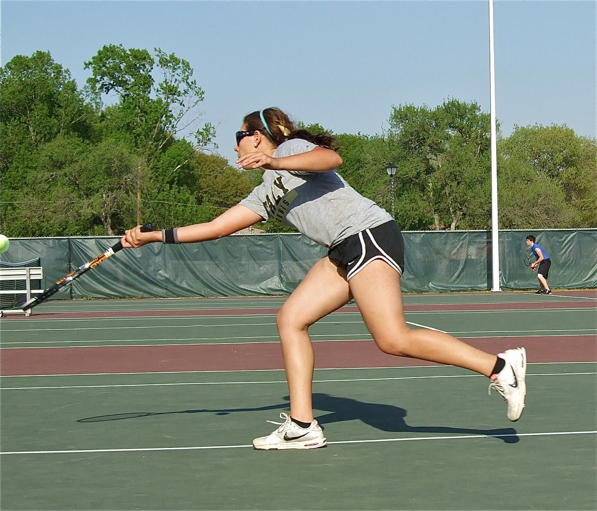 Image: Maximum effort — Alyssa Richards leaves it all on the court each and every match.