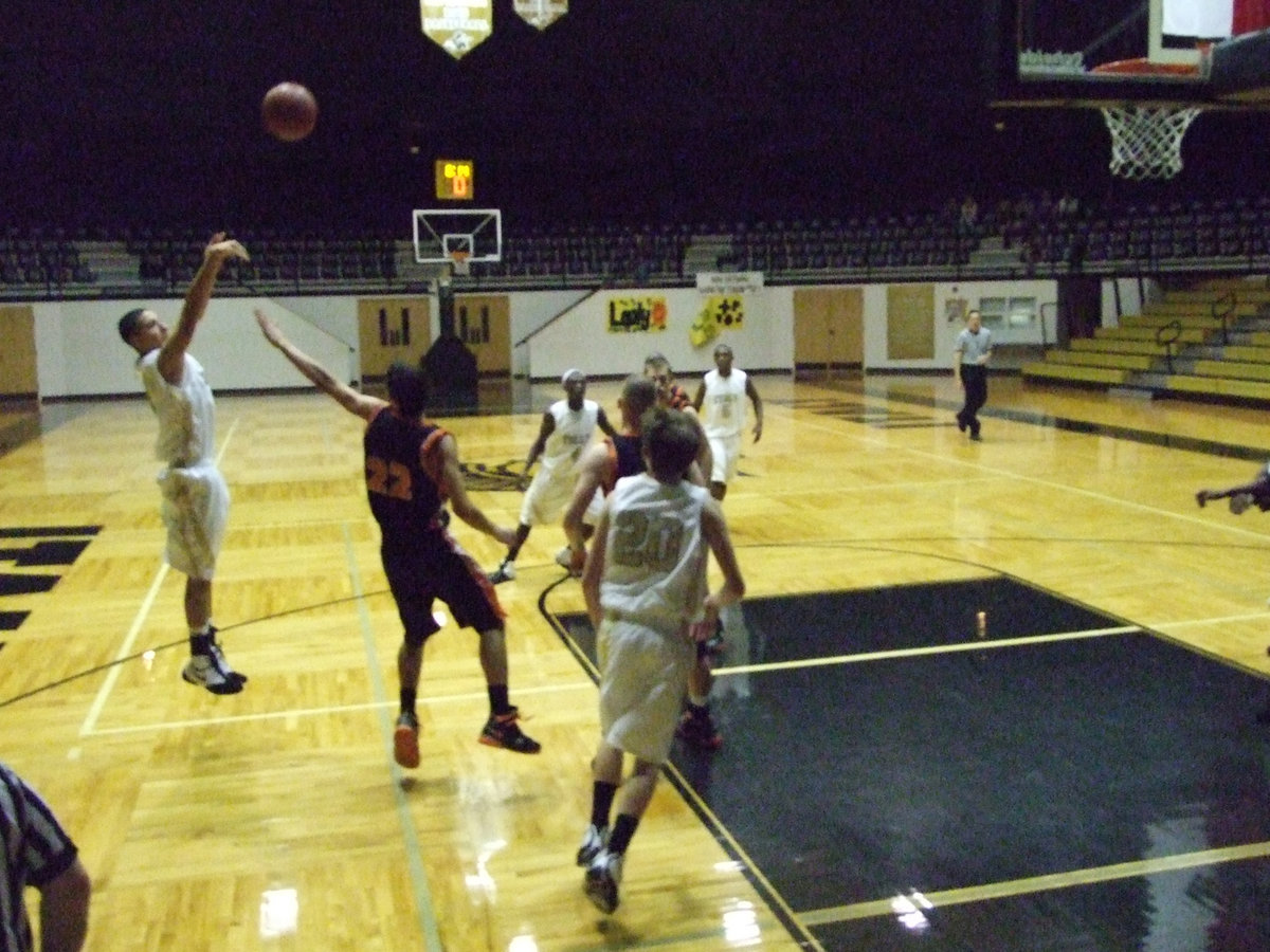 Image: Oscar Gonzalez — Oscar Gonzales tries to jump start the Gladiators against Ferris.