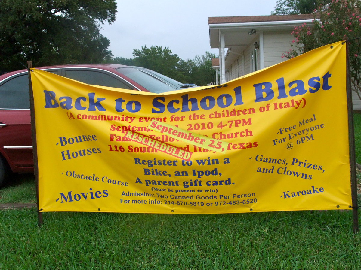 Image: Big Yellow Welcome Sign — All were welcome.