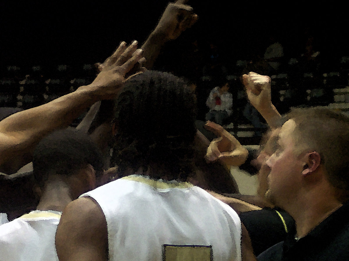 Image: Gladiators Break Into 2nd Round — The Gladiators could sense a victory against All Saints late in the game as they broke the huddle.