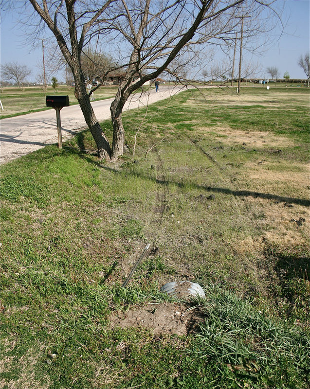 Image: Tracks clear culvert