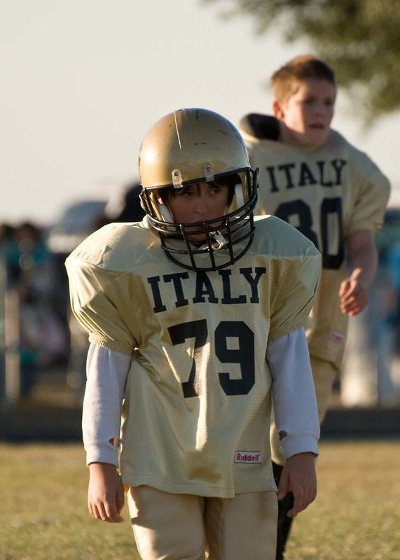 Image: Dejected — A dejected Elliott Worsham is upset after the heartbreaking loss that kept Italy from reaching the Superbowl.