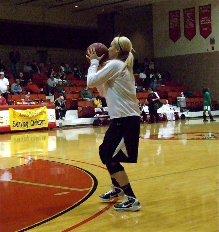 Image: Megan Richards — Italy’s Megan Richards practices the long ball before the Lady Gladiators take on the Kerens Lady Cats.