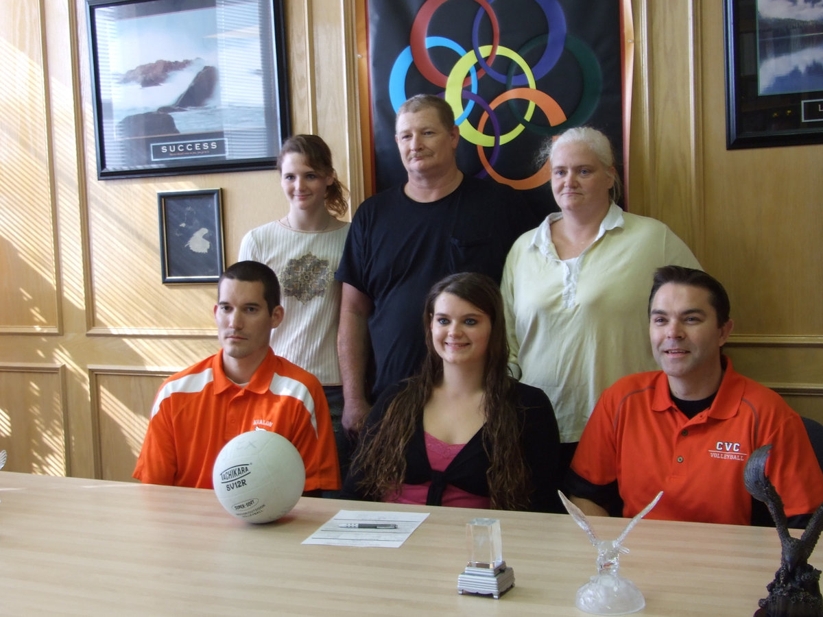 Image: Gatlin family and coaches