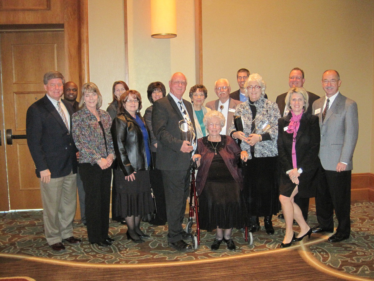 Image: Meals-on-Wheels celebrates National Philanthropy Day. — L to R:  Neal Logan, Tim Cooper, KayLynn Logan, Whitney Patterson, Shirley Williams, Cynthia Allen, Larry Burton, Helen Morton, Mary Burton, Charlie Morton, Ky Kelm, Kay Kelm, Matt Burton, Amy Jackson and Vinsen Faris.