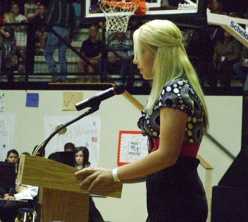 Image: Megan Richards — IHS Junior, Megan Richards, reads an essay that she had written for the Veterans.
