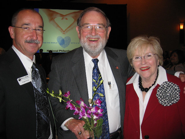 Image: Luncheon attendees — L to R: Vinsen Faris, Meals-on-Wheels executive director; Gary Martin, President of Barton Family Foundation; and Sharon LeMond, member of Fort Worth AFP chapter.